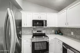 4407 E Amberwood Dr, Phoenix, AZ 85048 - Photo 14