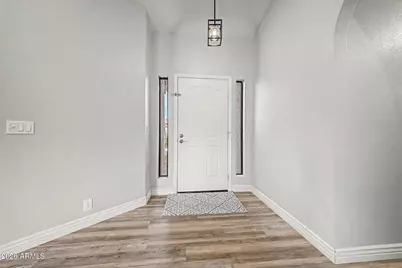 4407 E Amberwood Drive, Phoenix, AZ 85048 - Photo 8