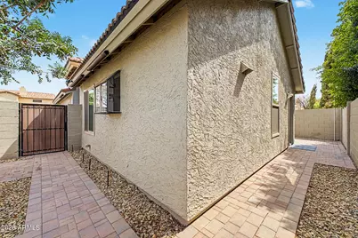 4407 E Amberwood Drive, Phoenix, AZ 85048 - Photo 36