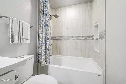 4407 E Amberwood Drive, Phoenix, AZ 85048 - Photo 30
