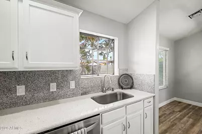 4407 E Amberwood Drive, Phoenix, AZ 85048 - Photo 16