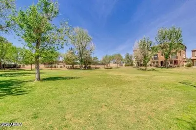 1635 E Dogwood Lane, Gilbert, AZ 85295 - Photo 32