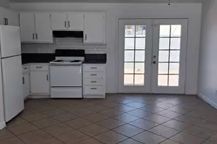 13221 North 21st Pl, Phoenix, AZ 85022 - Photo 1
