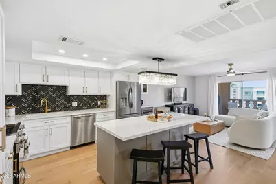 7920 E Camelback Road #605, Scottsdale, AZ 85251 - Photo 2
