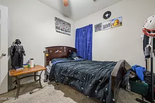 7424 W Wolf St, Phoenix, AZ 85033 - Photo 14