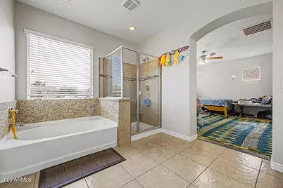 7424 W Wolf Street, Phoenix, AZ 85033 - Photo 12