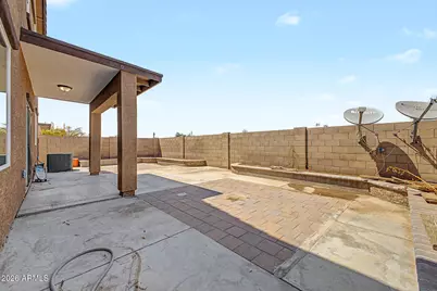 7424 W Wolf Street, Phoenix, AZ 85033 - Photo 18