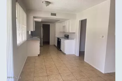 2918 W Glendale Avenue, Phoenix, AZ 85051 - Photo 4