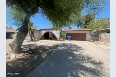 2918 W Glendale Avenue, Phoenix, AZ 85051 - Photo 2