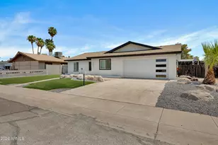 1933 E Wesleyan Dr, Tempe, AZ 85282 - Photo 2