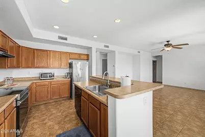 8218 S 23rd Place, Phoenix, AZ 85042 - Photo 12
