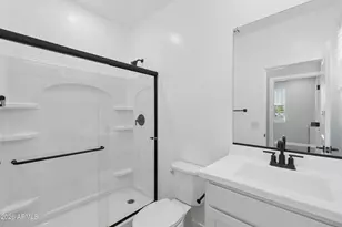 10220 N 49th Ave, Glendale, AZ 85302 - Photo 32