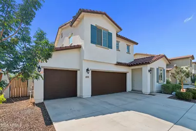 10220 N 49th Avenue, Glendale, AZ 85302 - Photo 1
