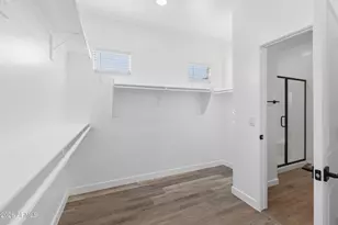 10220 N 49th Ave, Glendale, AZ 85302 - Photo 36
