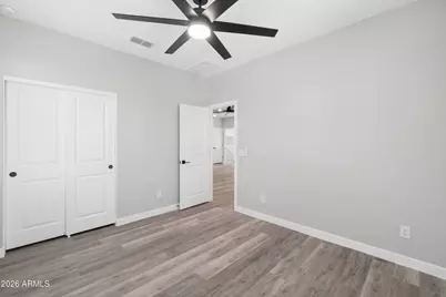 10220 N 49th Avenue, Glendale, AZ 85302 - Photo 24