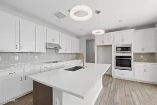 10220 N 49th Ave, Glendale, AZ 85302 - Photo 8