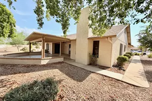 9856 W Rimrock Dr, Peoria, AZ 85382 - Photo 2
