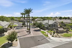 2402 E Everglade Ct, Chandler, AZ 85249 - Photo 46