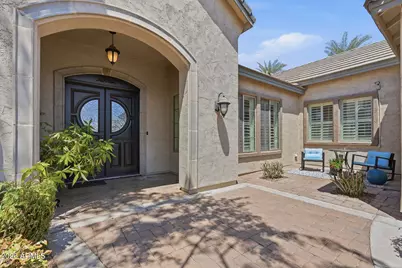 2402 E Everglade Court, Chandler, AZ 85249 - Photo 2