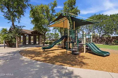 2402 E Everglade Court, Chandler, AZ 85249 - Photo 18