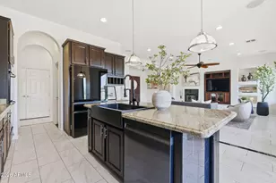 2402 E Everglade Ct, Chandler, AZ 85249 - Photo 10