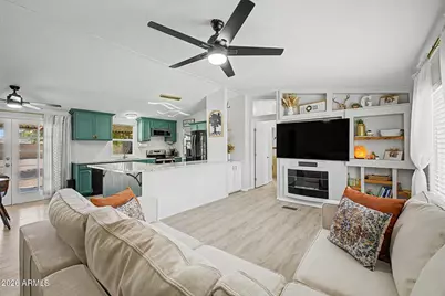 897 E Goldmine Lane, San Tan Valley, AZ 85140 - Photo 2