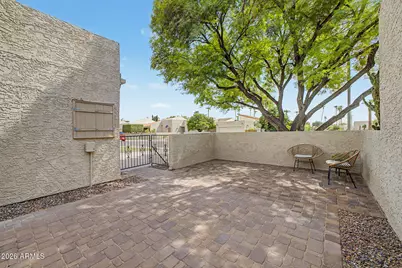 5134 N 78th Place, Scottsdale, AZ 85250 - Photo 2