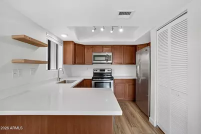 3635 N 37th Street #12, Phoenix, AZ 85018 - Photo 4