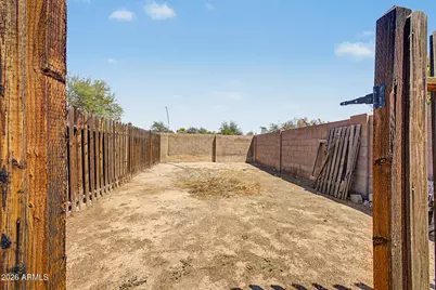6747 N 75th Drive, Glendale, AZ 85303 - Photo 26