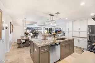 7117 E Rancho Vista Dr, Scottsdale, AZ 85251 - Photo 26