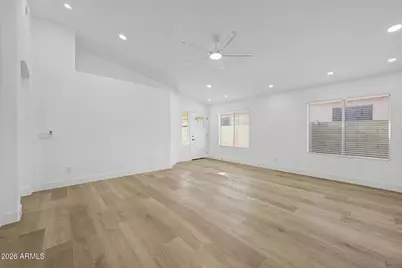 12475 N 83rd Drive, Peoria, AZ 85381 - Photo 6