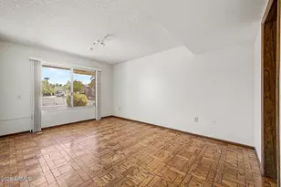 17028 N Country Club Dr, Sun City, AZ 85373 - Photo 10