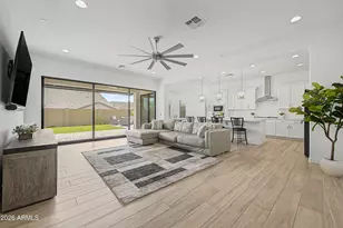 8139 E Jacaranda St, Mesa, AZ 85207 - Photo 4