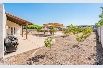 11847 N Bancroft Drive, Phoenix, AZ 85028 - Photo 30