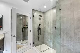 7167 E Rancho Vista Dr, Scottsdale, AZ 85251 - Photo 32