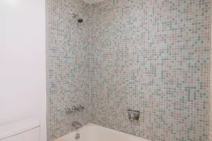 1043 E Maryland Ave, Phoenix, AZ 85014 - Photo 10