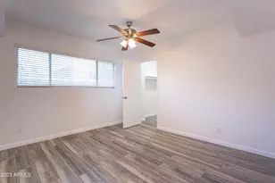 1043 E Maryland Ave, Phoenix, AZ 85014 - Photo 8
