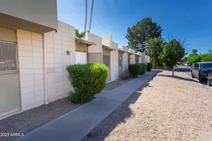 1043 E Maryland Ave, Phoenix, AZ 85014 - Photo 1