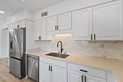 7608 N 18th Avenue, Phoenix, AZ 85021 - Photo 12