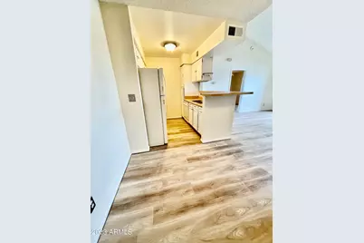 623 W Guadalupe Road #Unit 239, Mesa, AZ 85210 - Photo 4