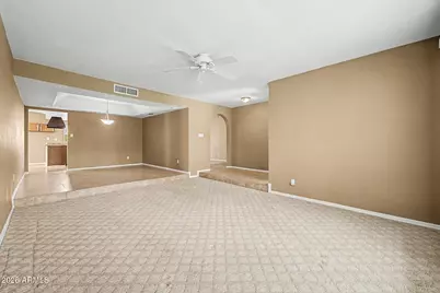 1048 W Nido Avenue, Mesa, AZ 85210 - Photo 4