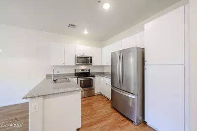 2321 E Hidalgo Avenue, Phoenix, AZ 85040 - Photo 6