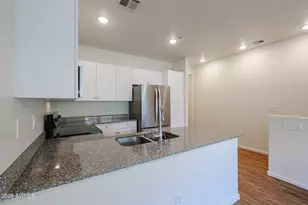 2321 E Hidalgo Ave, Phoenix, AZ 85040 - Photo 10