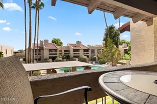 8651 E Royal Palm Rd, Scottsdale, AZ 85258 - Photo 14
