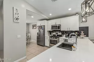 4028 S 95th Ln, Tolleson, AZ 85353 - Photo 14