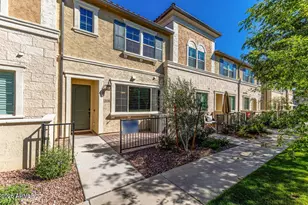 1917 E Hampton Ln, Gilbert, AZ 85295 - Photo 1