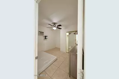 2923 W Keim Drive #Studio, Phoenix, AZ 85017 - Photo 8