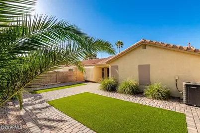 663 E Ivanhoe Street, Chandler, AZ 85225 - Photo 2