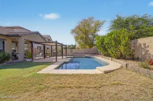 18172 W Buckhorn Dr, Goodyear, AZ 85338 - Photo 34