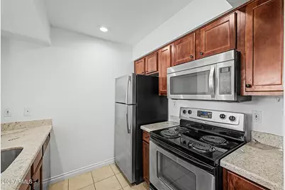 5135 N 10th Street #15, Phoenix, AZ 85014 - Photo 14
